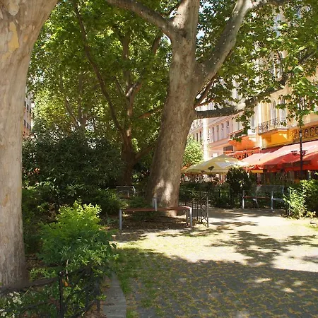 Liszt Ferenc Boutique شقة *