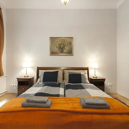 Liszt Ferenc Boutique شقة *